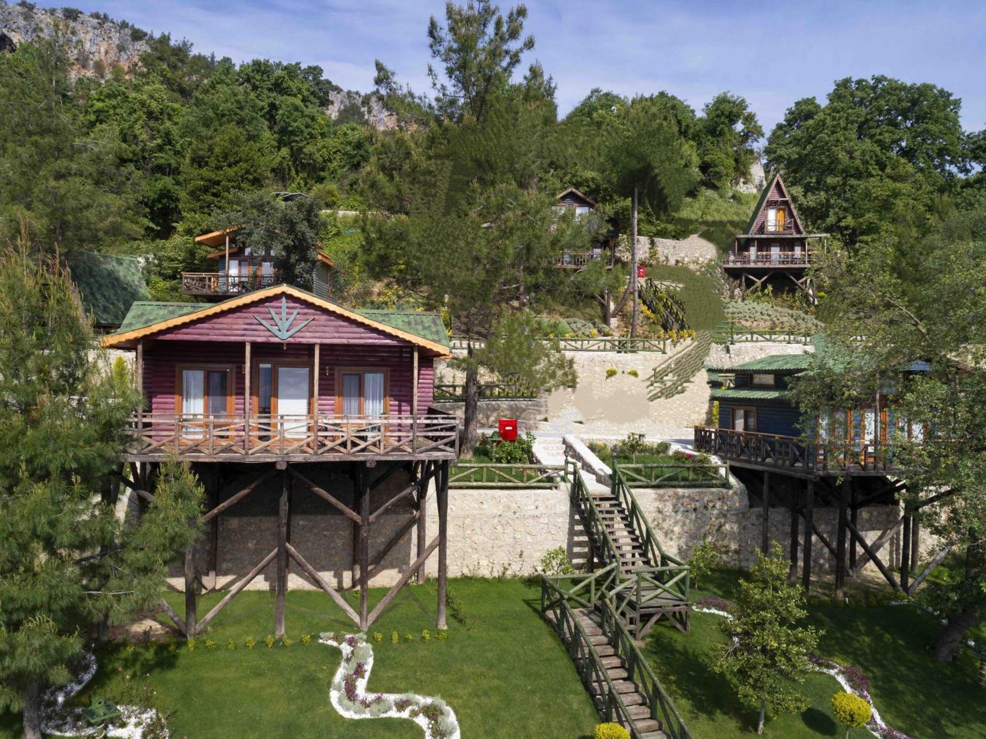 Hotel Botanik Goel Evleri Bucak Exterior foto